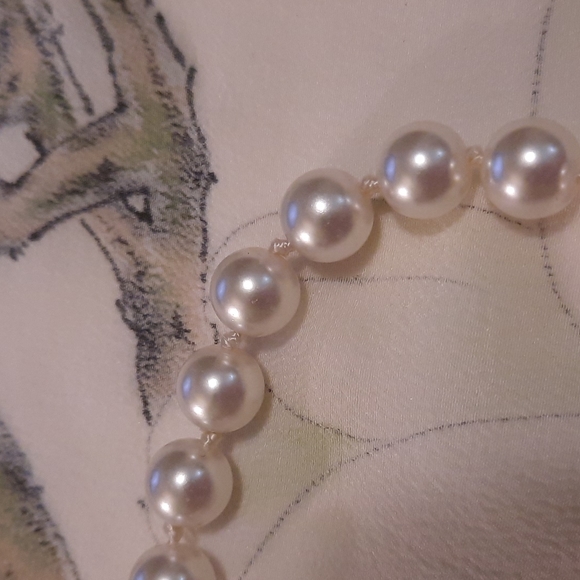 Vintage Pearl Necklace And Bracelet Set - Picture 5 of 5